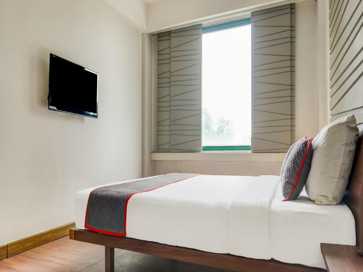 Townhouse Oak Hotel Grand Cikarang Dış mekan fotoğraf