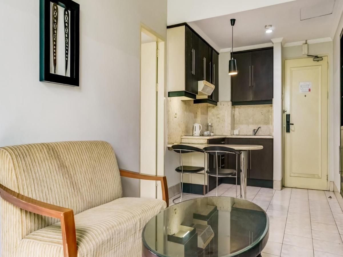 Townhouse Oak Hotel Grand Cikarang Dış mekan fotoğraf