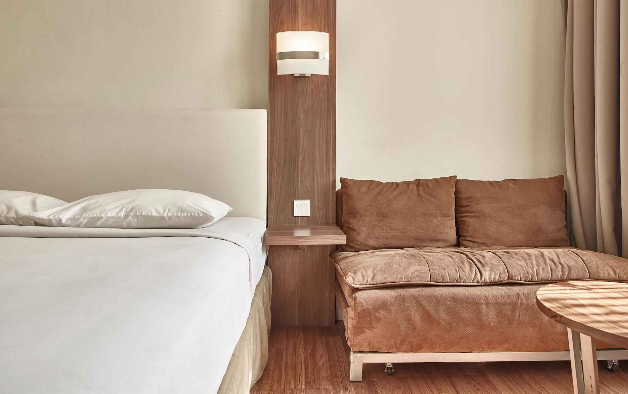 Townhouse Oak Hotel Grand Cikarang Dış mekan fotoğraf
